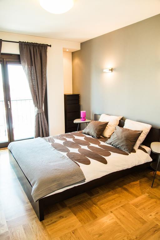 Modern Apartment In City Center Krasków Εξωτερικό φωτογραφία